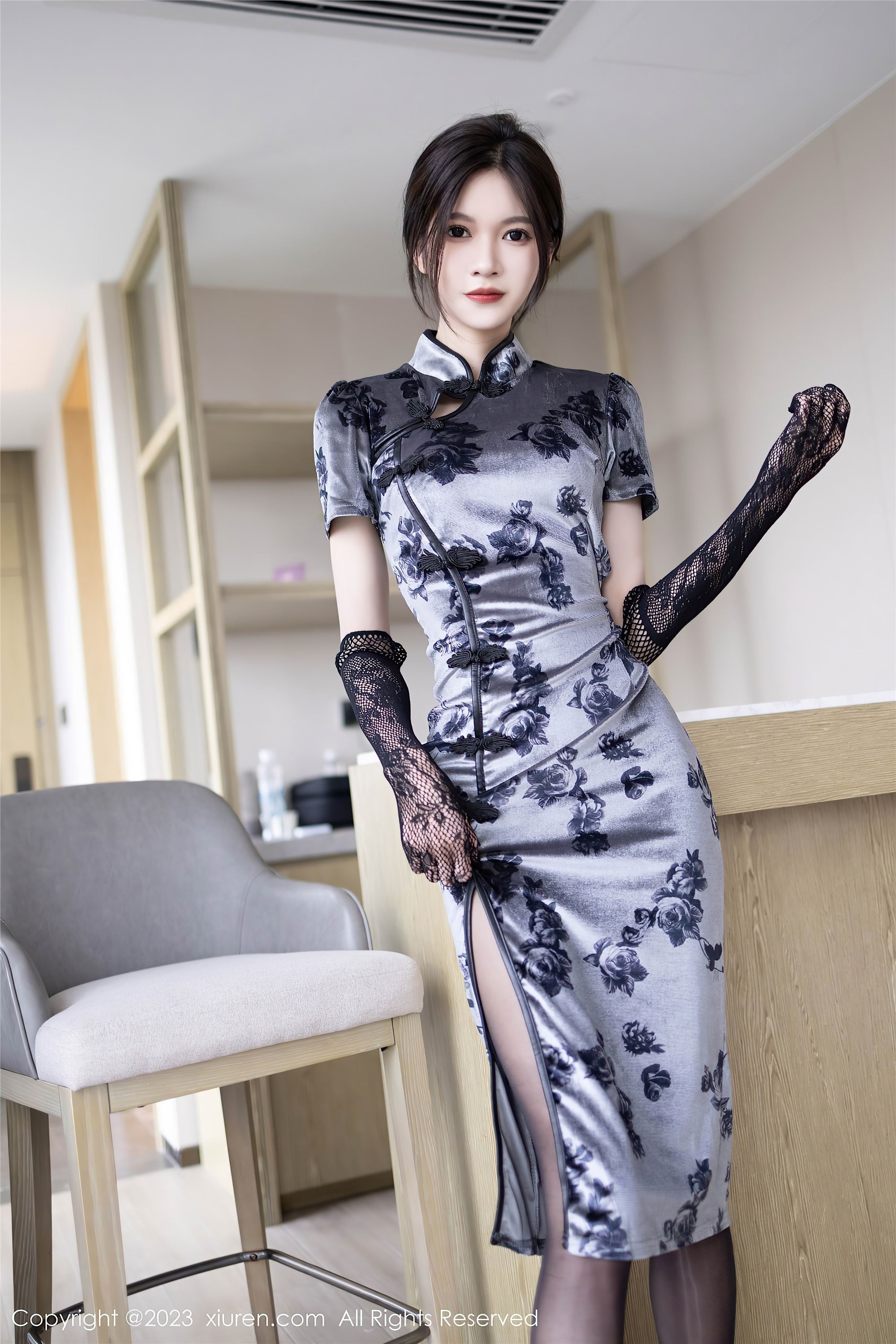 XiuRen秀人网  2023.07.17 NO.7089 程程程- 黑丝